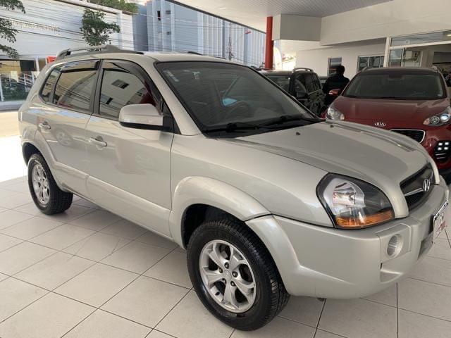 Vendo ou troco! IPVA pago! Carro lindo!