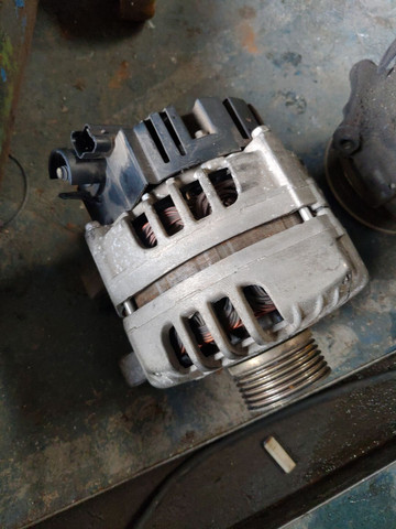Alternador Peugeot 308 2.0