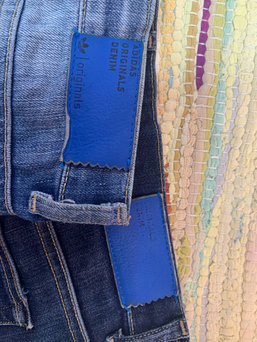 calça jeans adidas originals