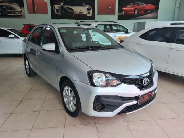 TOYOTA ETIOS 1.5 X PLUS 2020