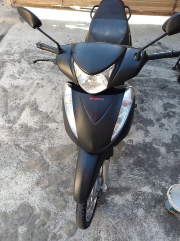 BIZ 125 . PRETO FOSCO DE FÁBRICA. 2015. EXTRA