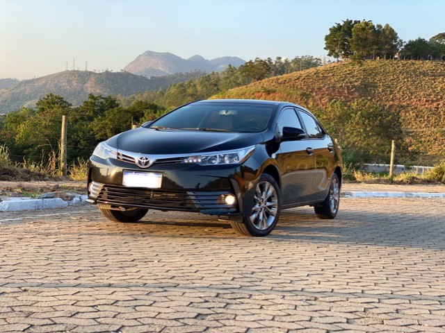 COROLLA 18/18