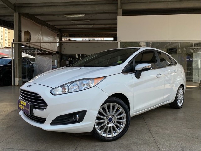 FORD FIESTA SEDAN 1.6 TITANIUM PLUS