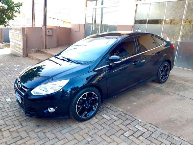 FOCUS SEDAN TITANIUM 2015 IMPECÁVEL