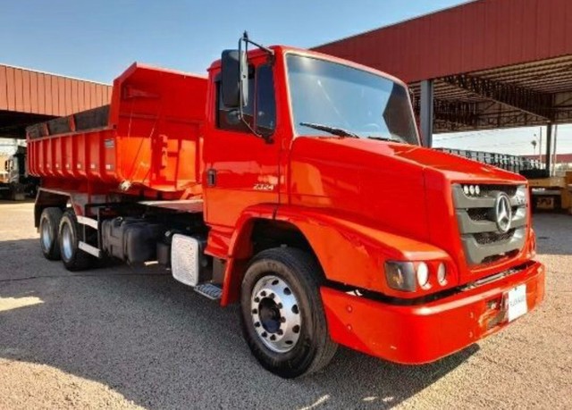 CAMINHÃO INVICTA -VERMELHO 2019