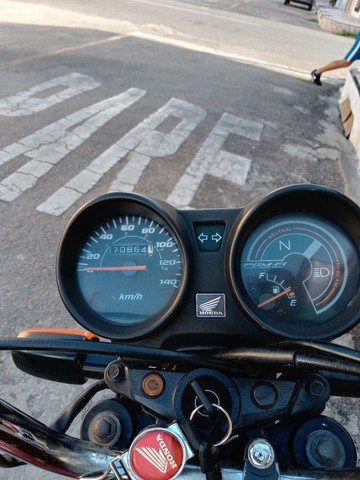 MOTO TITAN ES