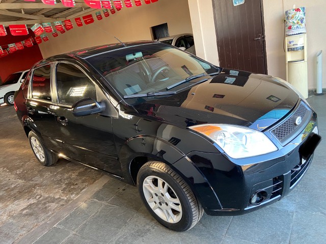FIESTA 1.6 SEDAN 2008