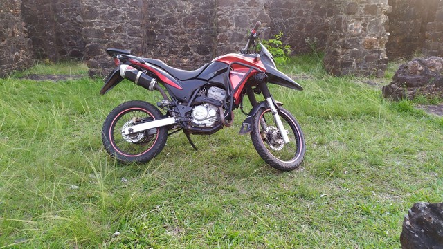 XRE 300 ANO 2013
