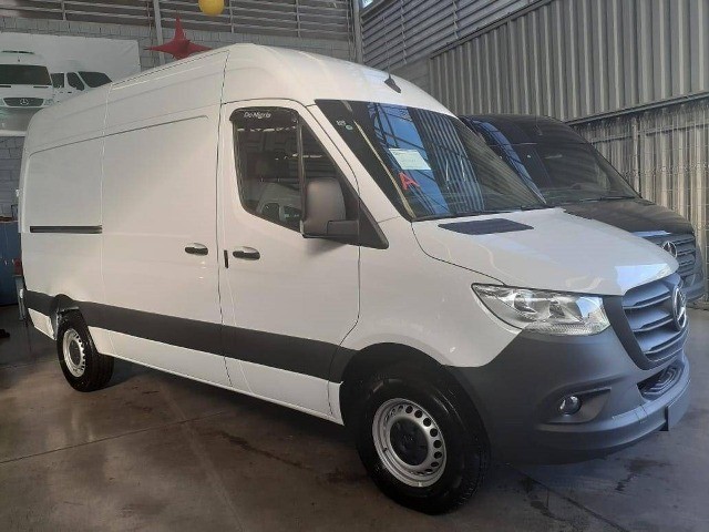 MERCEDES BENZ SPRINTER 2.2 CDI FURGÃO LONGO MANUAL