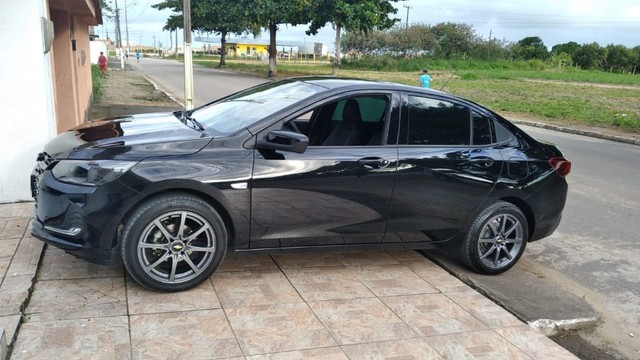CARRO MUITO NOVO! ONIX SEDAN 2021.
