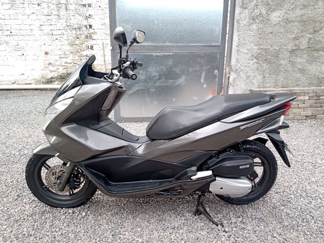 HONDA PCX-DLX 2017