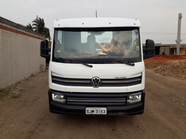 VENDO CAMINHÃO EXPRESS 2018/2019