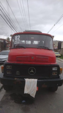 MERCEDEZ 1313 TRUCK ANO 82 CARROCERIA