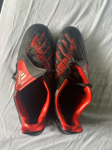 chuteira adidas predator powerswerve