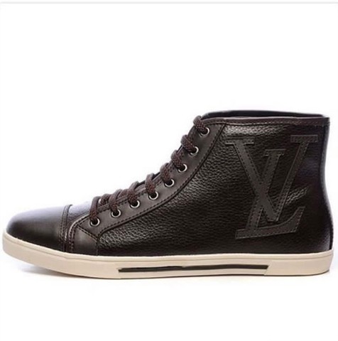 TÊNIS CANO ALTO COURO LOUIS VUITTON - Roupas e calçados - Jardim Castro  Alves, São Paulo 1015900124 | OLX