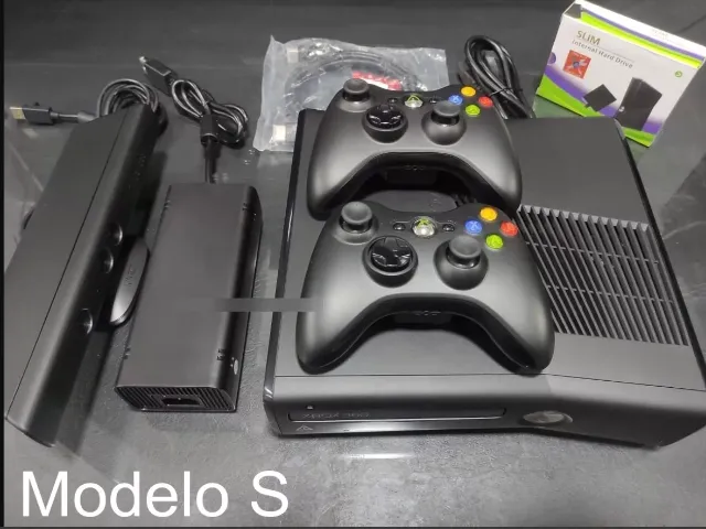 Xbox 360 Original // Desbloqueado Com Jogos A Sua Escolha + 2 Controles  Originais + Kinect + Embalagem Original + 1 Ano De Garantia Total !!!