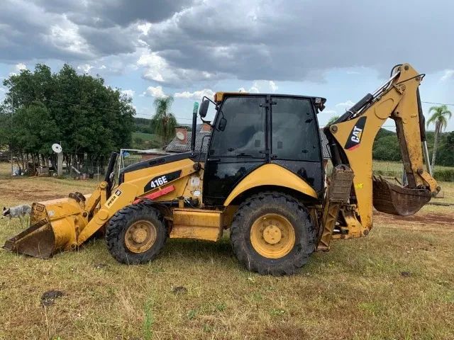 Retroescavadeira 416 E 4x4 ano 2012 - Foto 2