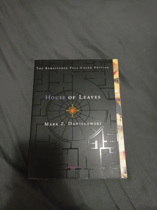 House of Leaves - Mark Z. Danielewski