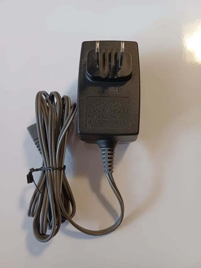 Adaptador Panasonic PQWATC1468LB. Descrição: Input 110V ~ 60Hz 50uA. Output 9V --- 200uA - Foto 3