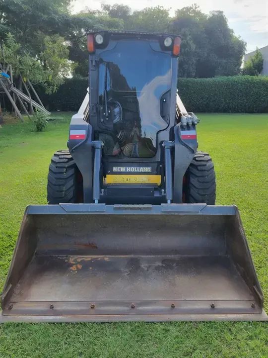 Mini Carregadeira L 218 Ano 2020 - Foto 2