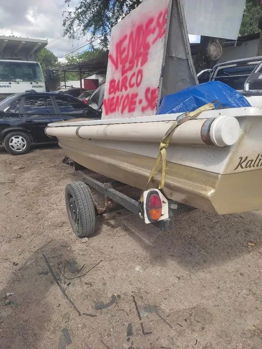 Barco de fibra em ótimo estado - Foto 4