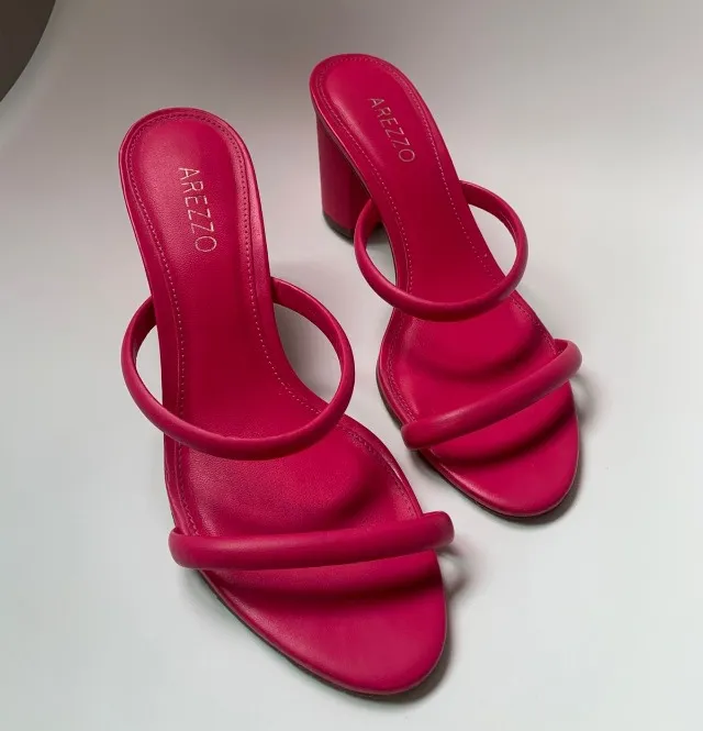 SANDÁLIA ROSA - AREZZO - TAM 37