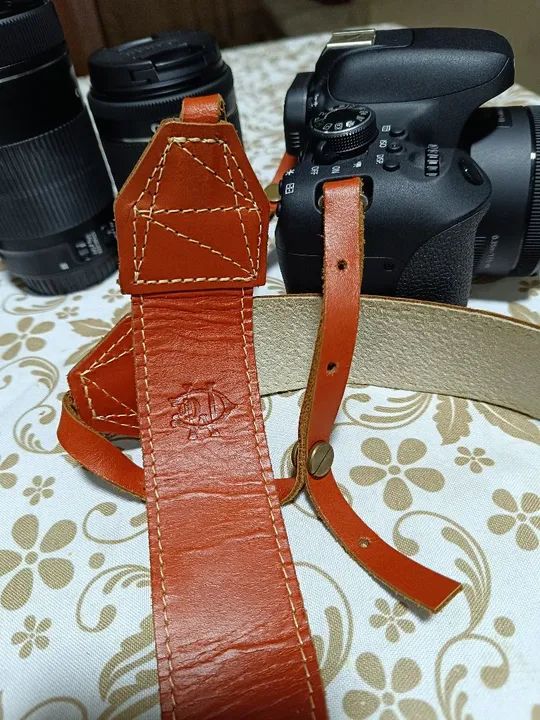 Imperdível! Alça de câmera em couro Walker Whisky Cutterman Ótimo Estado - Foto 2