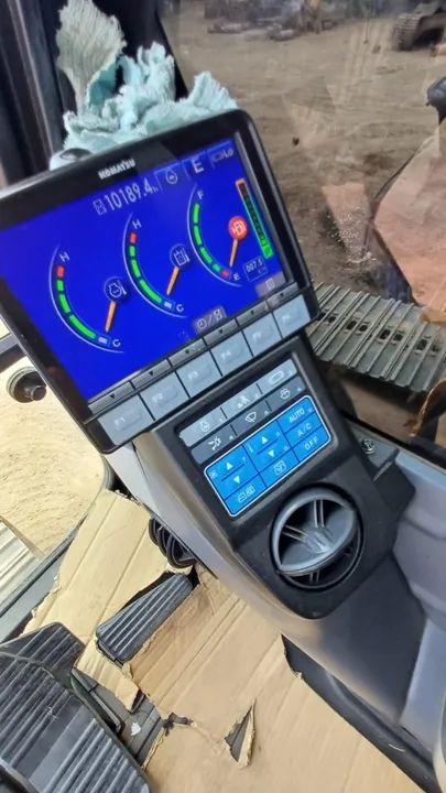 escavadeira komatsu pc 200 2019  - Foto 5