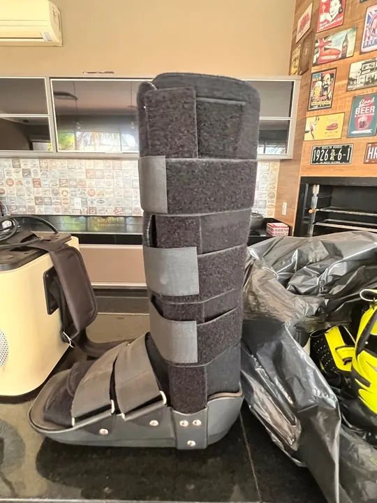 Bota ortopédica para imobilização