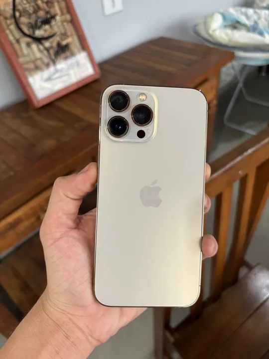iPhone 13 Pro Max Dourado