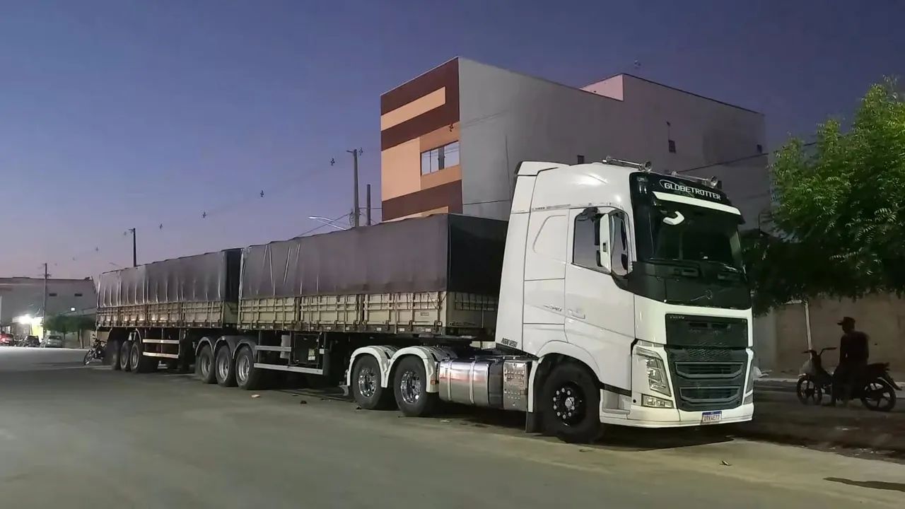 Volvo fh 540 e rodotrem 3x3 randon 2016 - Foto 3