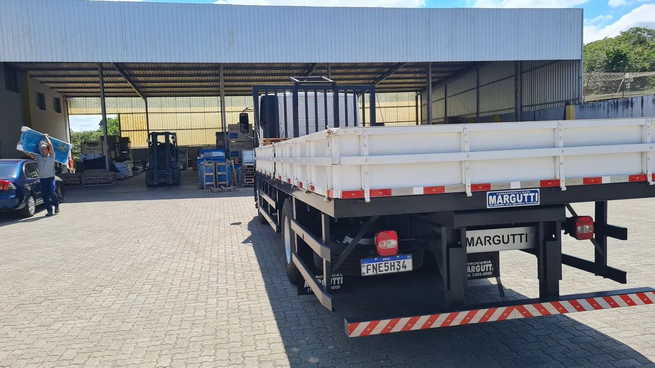 VW Constellation 14190 - 2023 - Foto 4