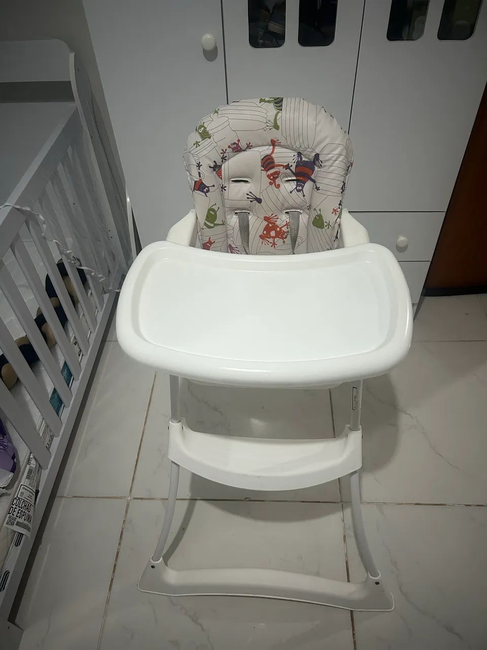 Cadeirinha de alimentação para bebês