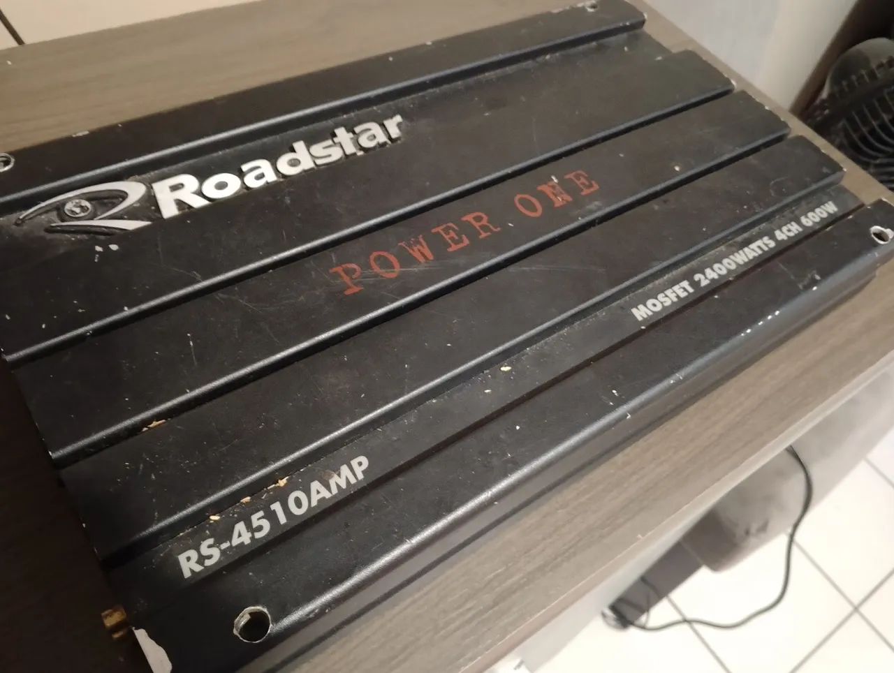 Módulo Power one roadstar 2400watts