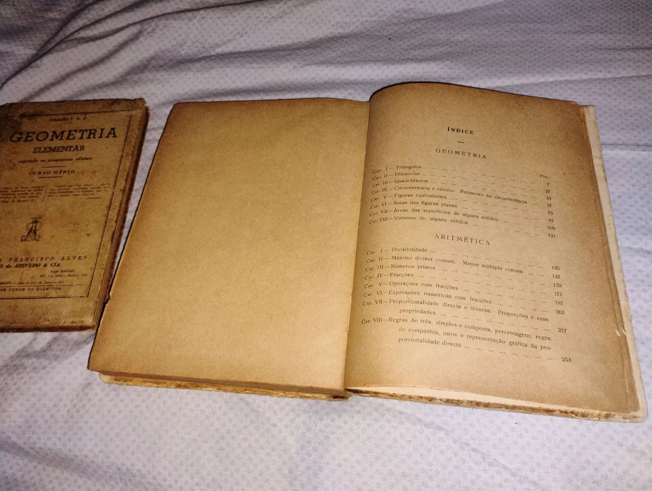 Livros de Geometria e Aritmética Antigos - Foto 2