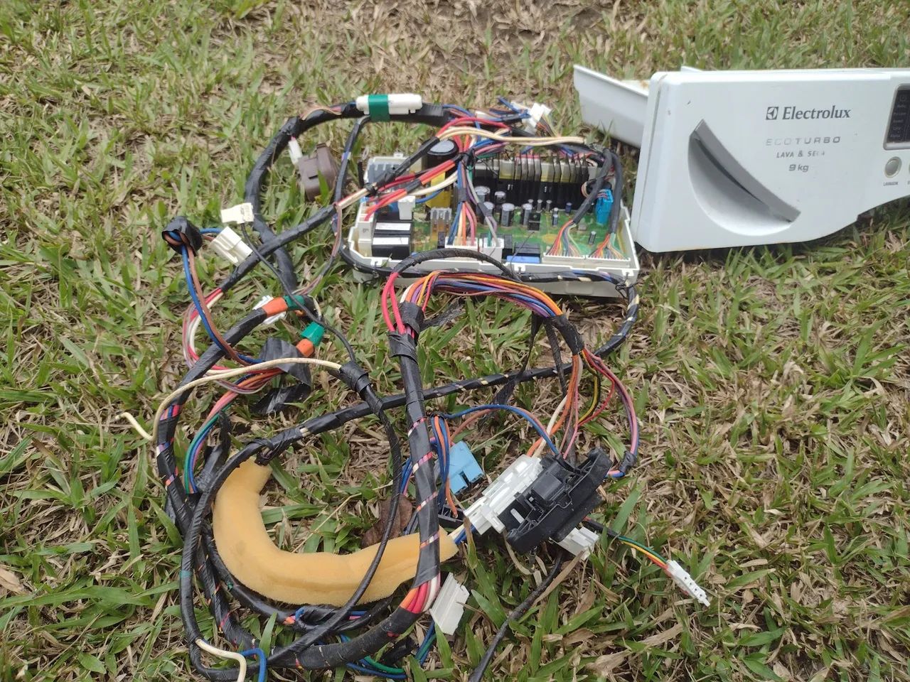 Painel e Placa completa Eletrolux Ecoturbo Ecoturbo 9 KG - Foto 2