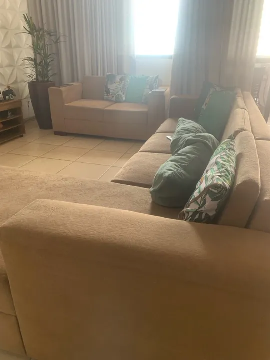 Sofá de Canto em Suede Bege