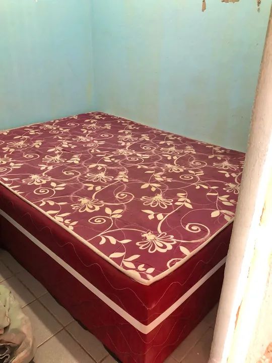 Cama Box Casal com Detalhes em Floral - Foto 2