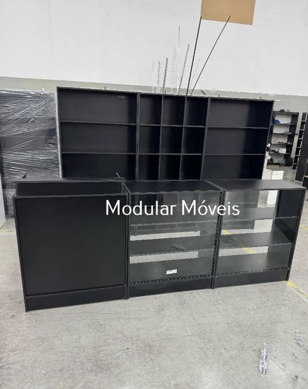 Balcão Caixa, Balcões Vitrines, Colmeia e Prateleiras - MDF Preto