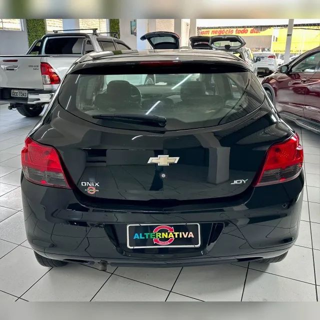 Chevrolet Onix JOY Hatch 1.0 8V Flex Mec. 4P 2019 - Foto 5