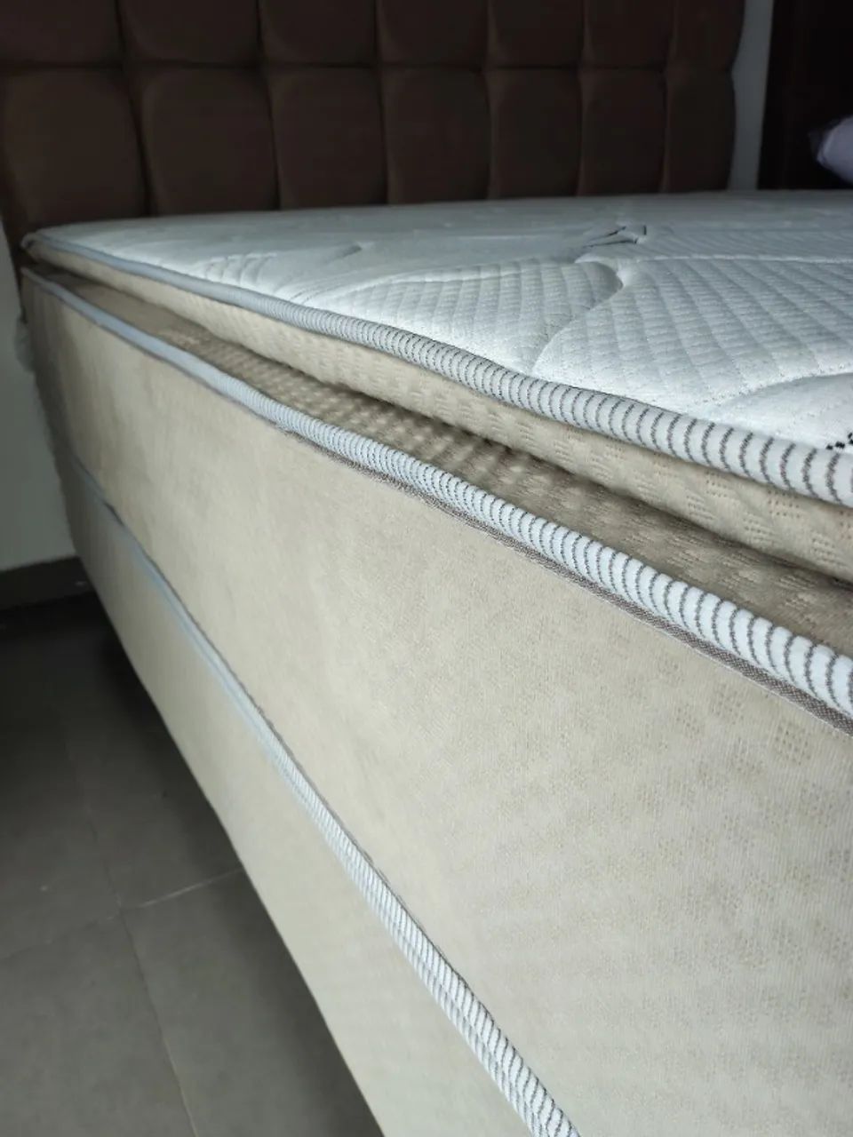CAMA BOX QUEEN COM PILLOW TOP FRETE GRÁTIS  - Foto 3