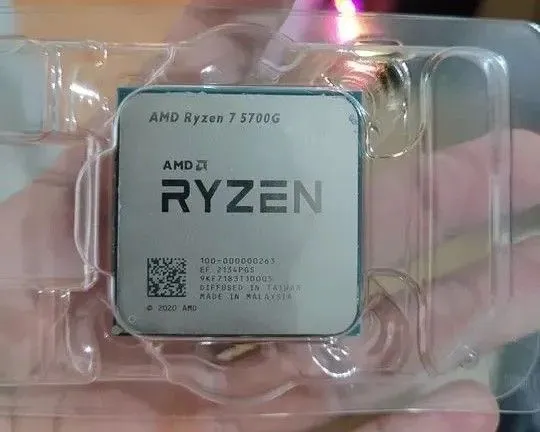 PROCESSADOR RYZEN 7 5700G COM PLACA DE VÍDEO INTEGRADA