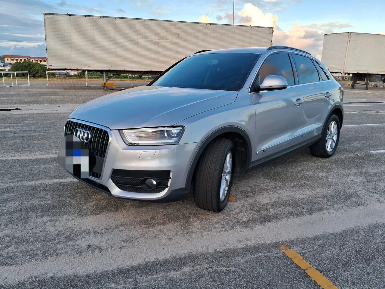 Audi Q3 2.0 turbo 4x4 com 40 mil rodados