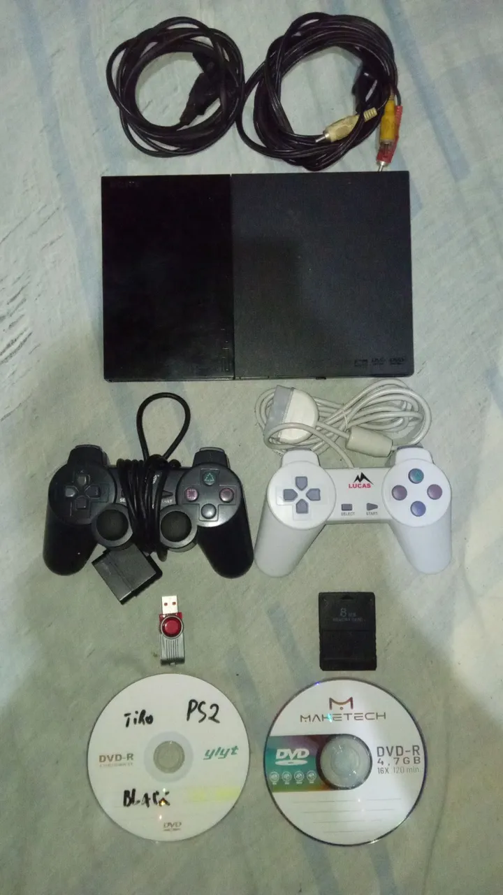 Vendo iu troco Ps2 completo funcionando tudo