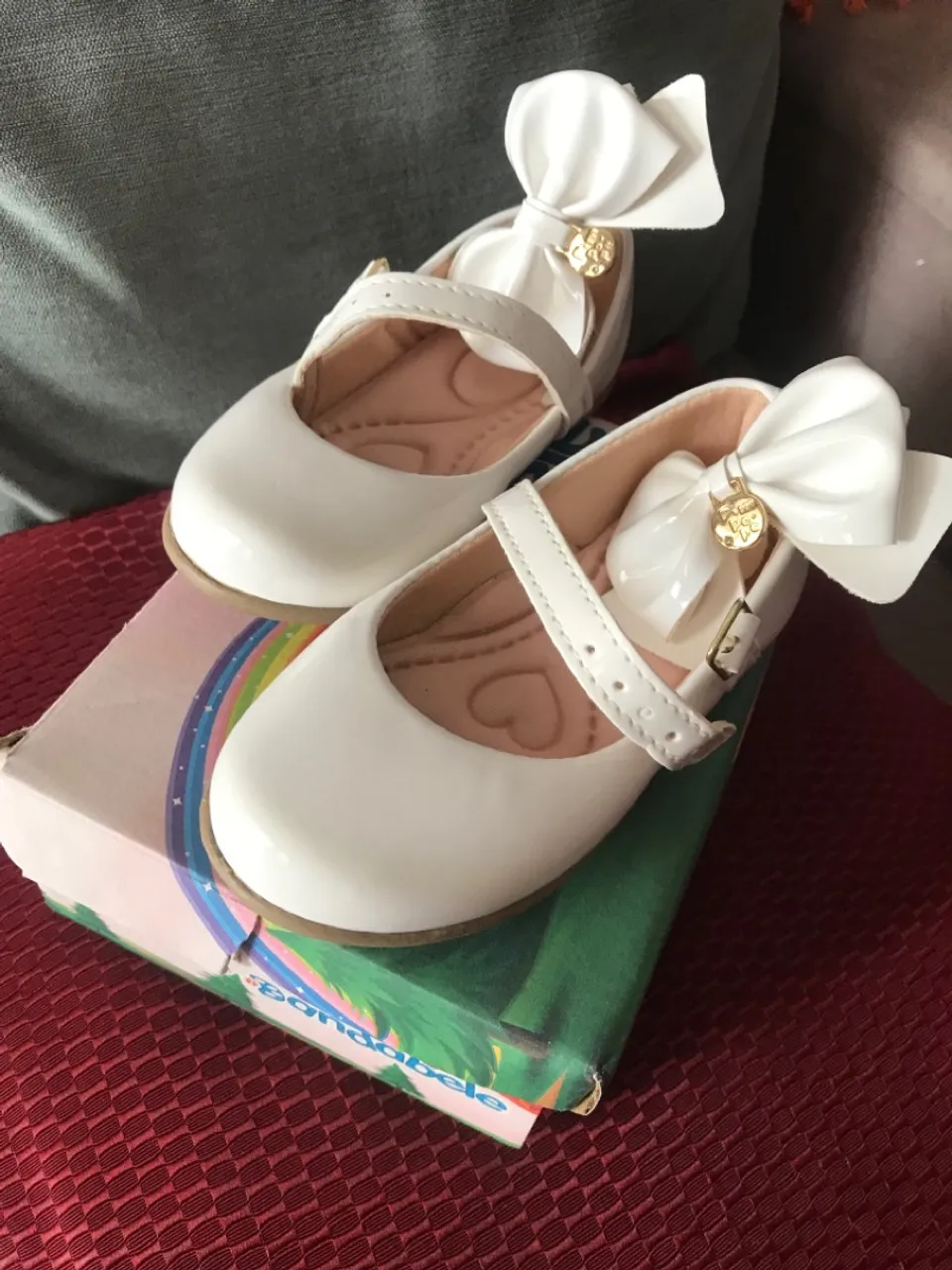 Sapatinho Branco Bebê com Laço