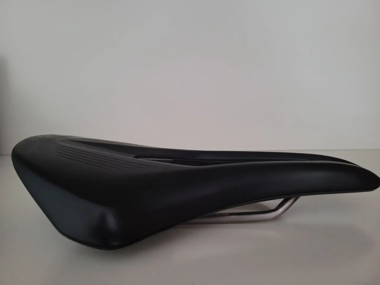 SELIM FIZIK VENTO ARGO R3 PRETO 150MM - Foto 3