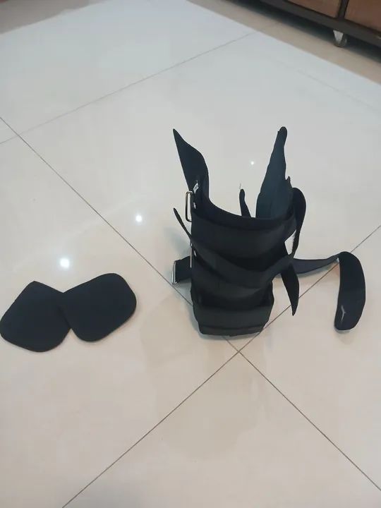 Botina ortopédica para imobilização de tornozelo - Foto 5