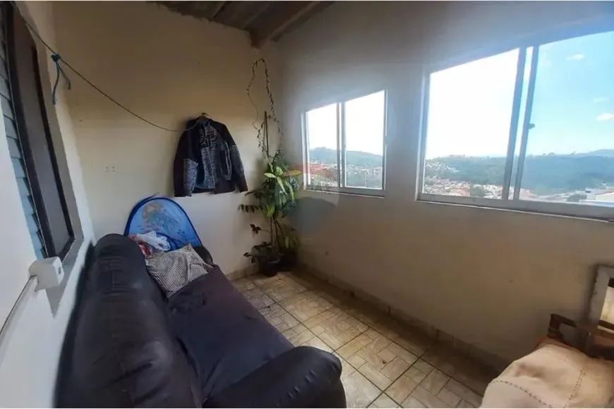 VENDO CASA BARATINHA COM URGÊNCIA - Foto 3