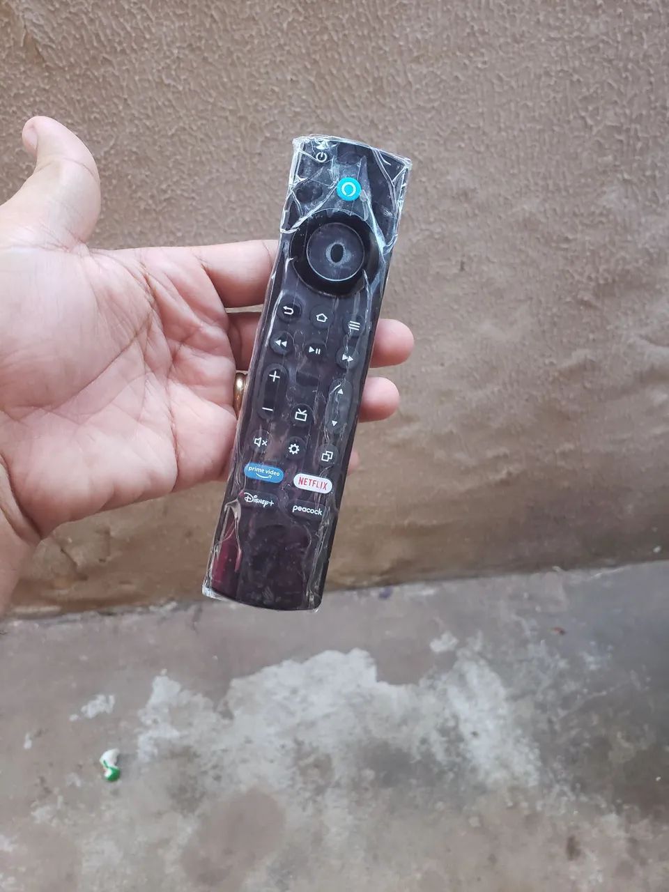 Fire stick 4k max de 2 Geração 16 GB e de 2 Ran - Foto 5