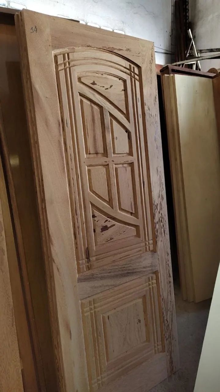 Solid Wood Door with Modern Design - New65060154291331123